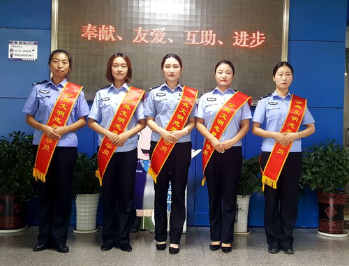 禮儀培訓(xùn)走進(jìn)警營 志愿服務(wù)展女警風(fēng)采與文化經(jīng)紀(jì)人服務(wù)融合